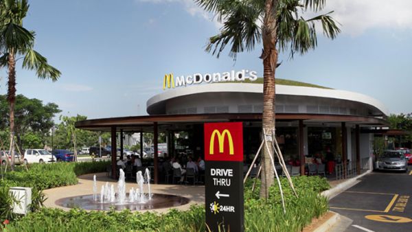 Lionhorn boasts more than 20 years of experience as the Developmental Licensee (DL) for the nearly 100 McDonald's restaurants in the Western and Southern regions of Saudi Arabia. (Twitter)
Lionhorn boasts more than 20 years of experience as the Developmental Licensee (DL) for the nearly 100 McDonald's restaurants in the Western and Southern regions of Saudi Arabia. (Twitter)