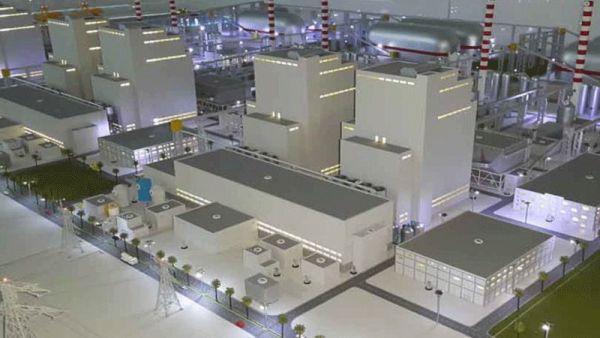 Dubai is aiming for an environmentally-friendly energy mix, with 25 percent from solar energy, 7 percent each from nuclear power and clean coal, and 61 percent from gas by 2030. (WAM)