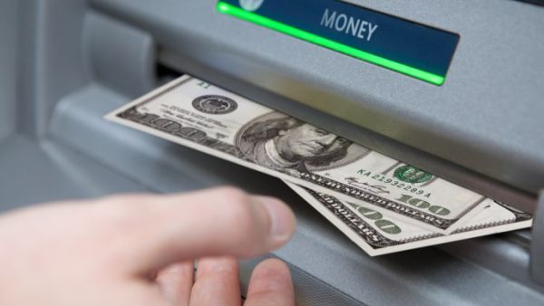 Debit cards for accounts in foreign currency can still be used abroad up to a limit of $100,000 as per a 2014 directive. (File photo)