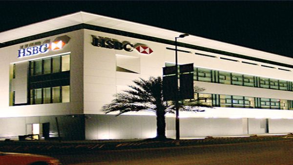 Reductions by local lenders have totalled a combined 1,500 staff in 2016 and 2015, according to some estimates.  (Tectronicsme)