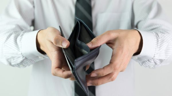 Even those at the upper end of the pay scale are having trouble setting aside a portion of their incomes for savings and investments. (Shutterstock)