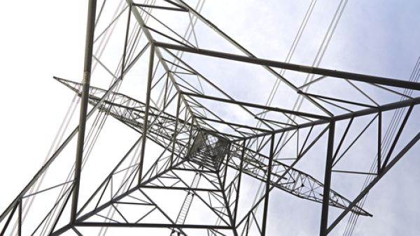 Even at full capacity, Egyptian and Israeli electricity grids, together with Gaza's sole power plant, fail to cover the Gaza Strip’s energy needs and only provide energy to Gaza’s inhabitants for eight hours each day. (Shutterstock)