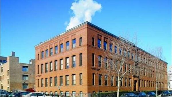 Blackstone Science Square, is a 99 percent leased 76,038 square foot office/lab property in Cambridge, Massachusetts. (BldUp)