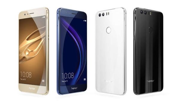 The choice of colors and finishing on the back give the phone a super premium look that you don’t always find even in high-end devices.  (Huawei)