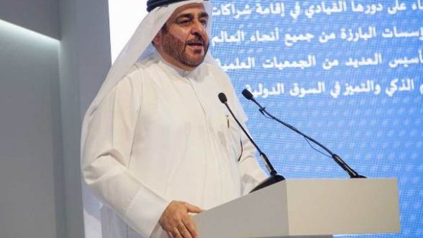 الدكتور منصور العور، رئيس جامعة حمدان بن محمد الذكية الدكتور منصور العور، رئيس جامعة حمدان بن محمد الذكية