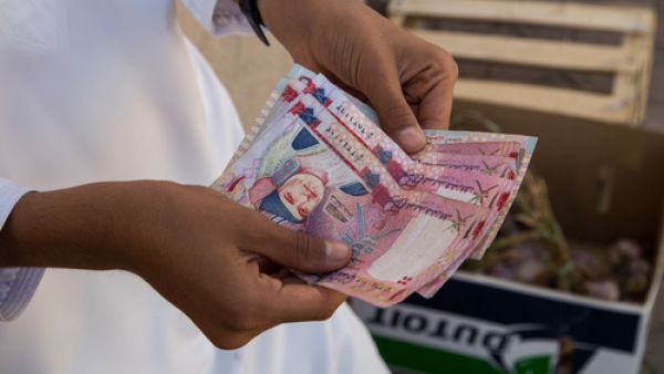 Led by Saudi Arabia, all GCC countries are facing mounting deficit due to the plunging oil revenue.  (Shutterstock/Clicksahead)