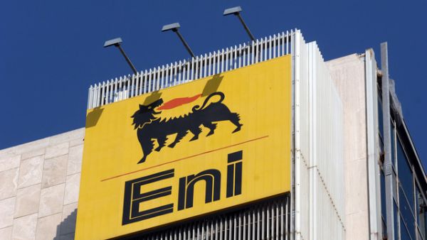 Egypt owes $3.5B  to foreign oil companies but a foreign currency shortage has made the drawing down of those debts more difficult. (File photo)

