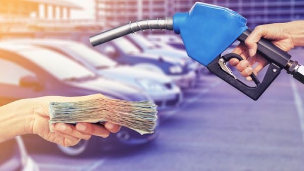Recently, members of Oman’s Shura Council called for fuel prices to be fixed annually instead of monthly and to help low income families afford fuel. (Shutterstock) Recently, members of Oman’s Shura Council called for fuel prices to be fixed annually instead of monthly and to help low income families afford fuel. (Shutterstock)