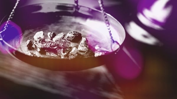 Egypt's sole gold-exporting mine owned by Australian company Centamin, had paid the government $40 million in profits and $80 million in concession fees since July 2016. (Shutterstock)