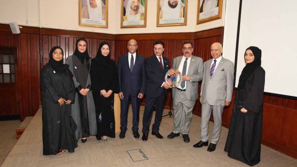 استكملت الدفعة الثانية من موظفات مجموعة ’اينوك‘  برنامج التدريب الأكاديمي الشتوي في ’كلية آل مكتوم للتعليم العالي‘.  