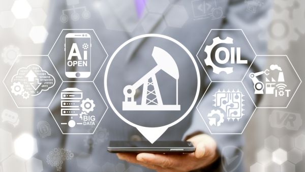 Four key technology trends are playing a big role in shaping companies’ strategies for delivering growth amid today’s pervasive change. (Shutterstock)