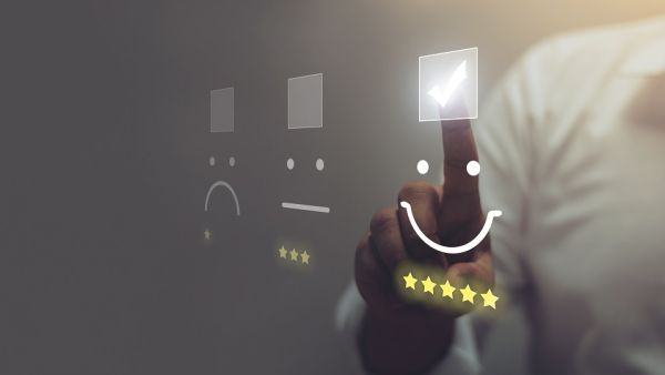 Honest feedback may have had its moment in the sun, but it isn't relevant anymore. (Shutterstock)