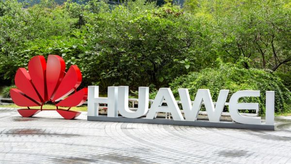 Huawei CFO Sues Canada for Illegal Arrest. (Shutterstock)