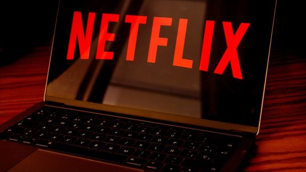 Netflix to Compete With Upcoming Apple Service. (Shutterstock)