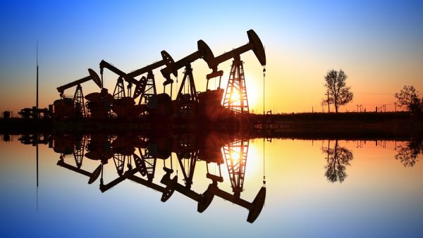 Iraq's Oil Exports Drop in February. (Shutterstock)