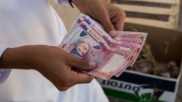 Oman Witnesses Increase in Inflation. (Shutterstock)