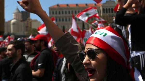 A Lebanese woman protests in Beirut. (AFP/ File Photo)