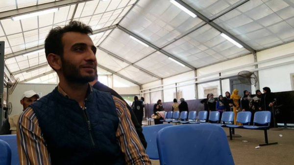 Adnan, a Syrian refugee outreach volunteer. (Twitter) 