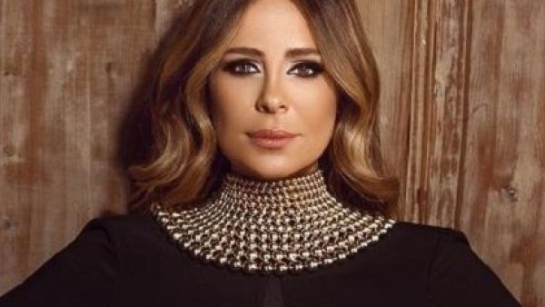 كارول سماحة تعتذر لجمهورها...تعرف على السبب 