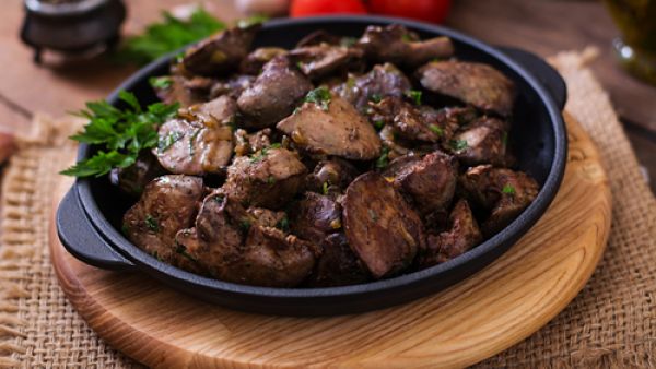 من فوائد كبدة الدجاج للأطفال تنشيط أداء الجهاز المناعي للرضيع.

