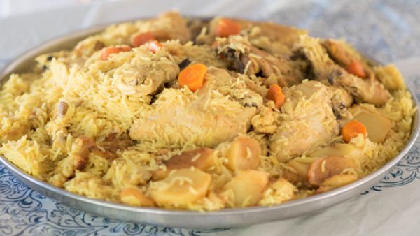 مقلوبة الدجاج بالخضار  مقلوبة الدجاج بالخضار