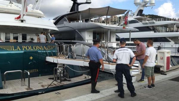 La Polonia super yacht (Twitter)