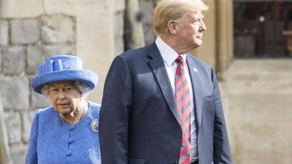  Donald Trump broke royal protocol during visit to the Queen (Twitter)