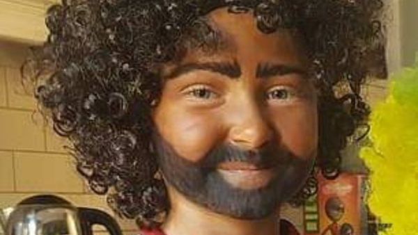 Madison Mcguane, an Irish girl aged 9, dress up as "her idol" Mo Salah for Halloween  (Twitter)
