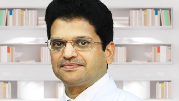 Dr. Ali Akbar, Head of Dermatology Department, Canadian Specialist Hospital.