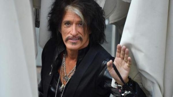 Joe Perry (Twitter) Joe Perry (Twitter)