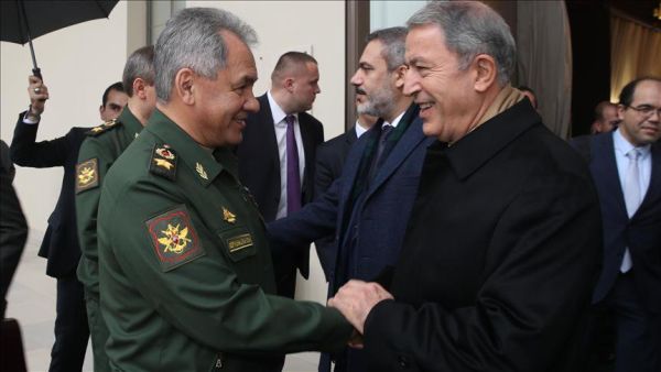 Hulusi Akar and Sergei Shoigu discuss regional security issues  (Twitter)