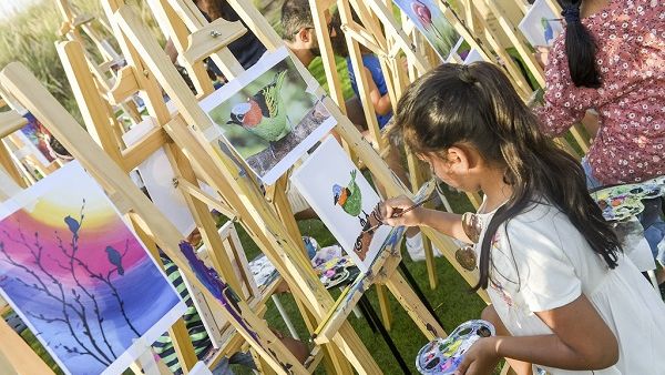 Children can learn about the art and science of gardening and preparing flower pots at a special workshop. Children can learn about the art and science of gardening and preparing flower pots at a special workshop.