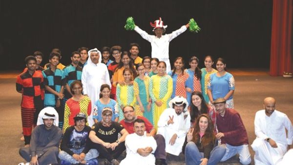 مسرحية "أم الأفاعي".. أداء استعراضي غير مسبوق