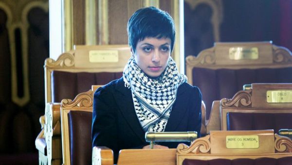 صورة ارشيفية للوزيرة طاجيك