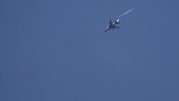 استئناف الغارات الجوية على وادي بردى قرب دمشق
