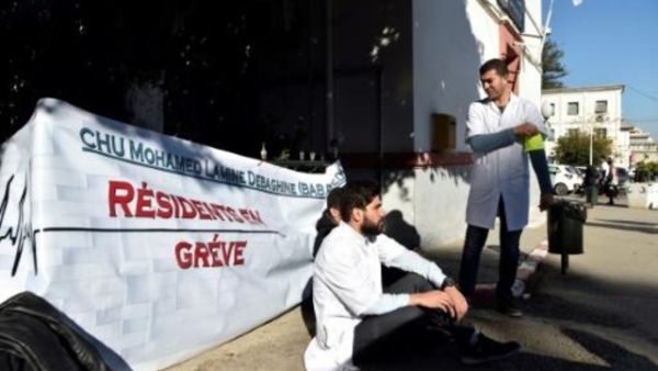 القضاء الجزائري يحكم بـ"عدم شرعية" اضراب الاطباء المقيمين
