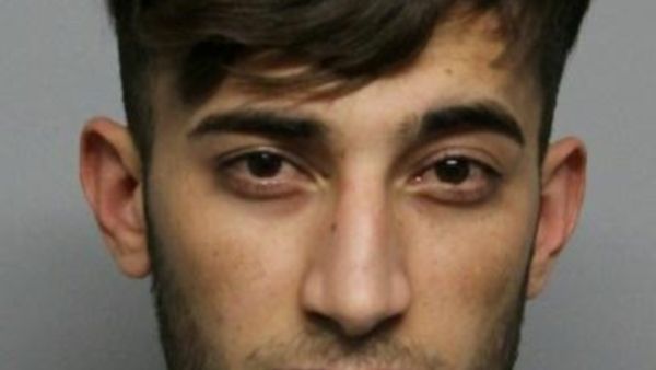 صورة نشرتها شرطة مدينة فيسبادن الالمانية لطالب اللجوء العراقي علي بشار (20 عاما)

