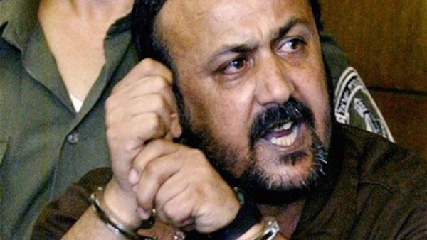 القيادي في حركة فتح مروان البرغوثي الذي يخوض اضرابا عن الطعام منذ ثلاثة أسابيع في السجون الاسرائيلية