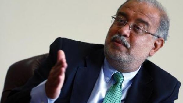 رئيس الوزراء المصري شريف اسماعيل