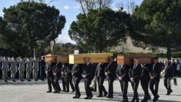 تشييع ثلاثة اشخاص مدنيين قتلوا في الهجوم الارهابي في بلدة تريب
