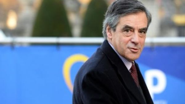 مرشح اليمين الفرنسي الى الانتخابات الرئاسية والاوفر حظا في استطلاعات الراي فرنسوا فيون