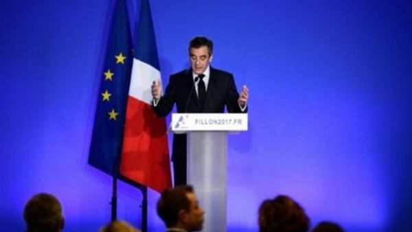 مرشح اليمين الى الانتخابات الرئاسية الفرنسية فرنسوا فيون