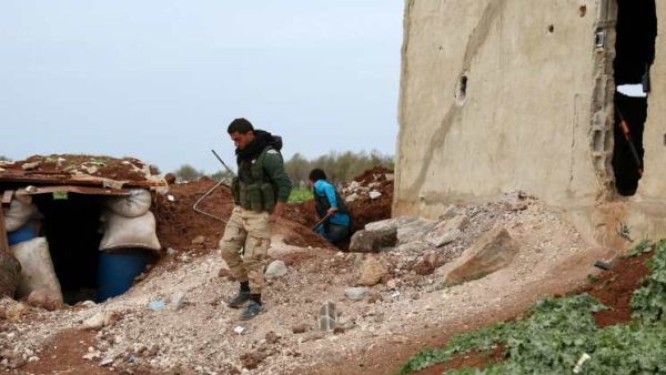 الجيش السوري يحضر لهجوم مضاد في حماة