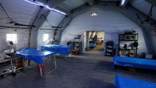 جانب من مستشفى ميداني بالقرب من الموصل
