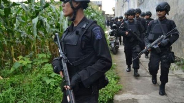 مداهمة للشرطة الاندونيسية في شرق جاوا
