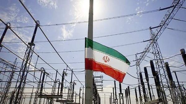 إيران تستأنف إمداد العراق بالكهرباء

