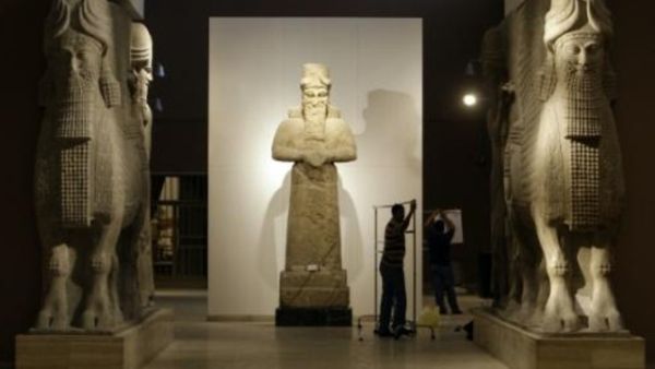 القاعة الاشورية في المتحف العراقي
