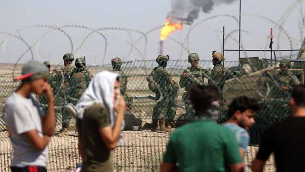 العراق يعيد فتح منفذ حدودي مع الكويت أغلقه متظاهرون لساعات