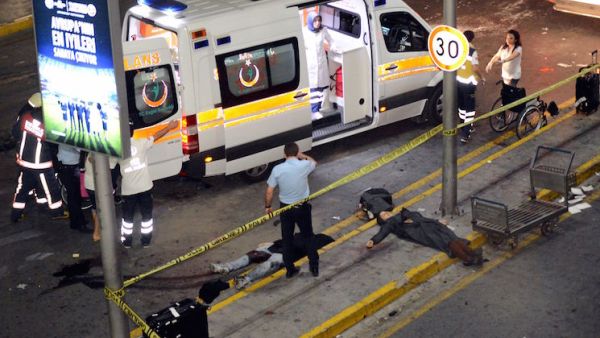 توجيه التهمة إلى 13 مشتبهاً بهم في اعتداء اسطنبول