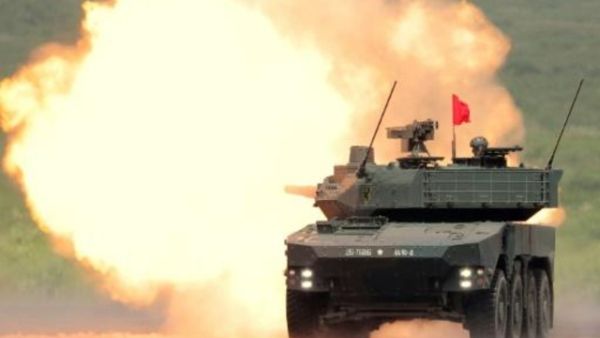 مدرعة تابعة لقوات الدفاع الجوي اليابانية 
